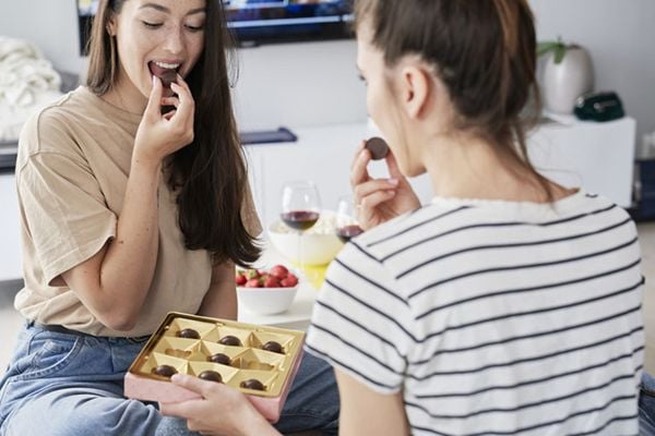 Ăn socola có tốt không? Những lợi ích của socola