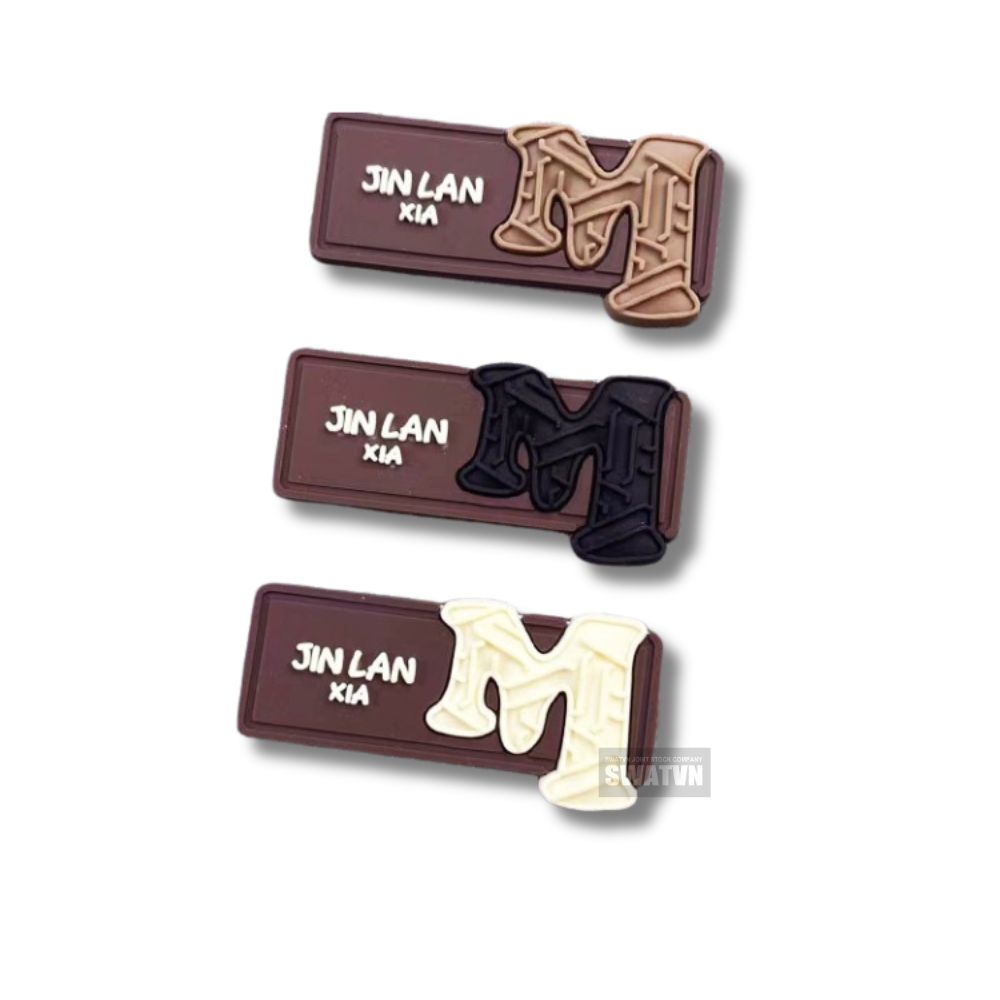 TẠI SAO DOANH NGHIỆP THƯỜNG IN LOGO CAO SU DẺO LÊN QUẦN ÁO