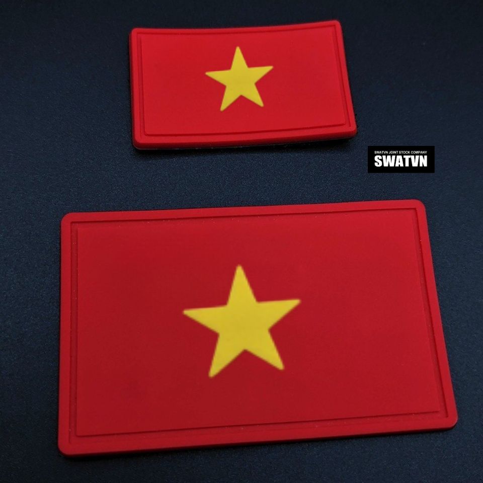 ƯNG DỤNG LOGO LÁ CỜ BẰNG CAO SU TRÊN BALO, QUẦN ÁO VÀ QUÀ LƯU NIỆM