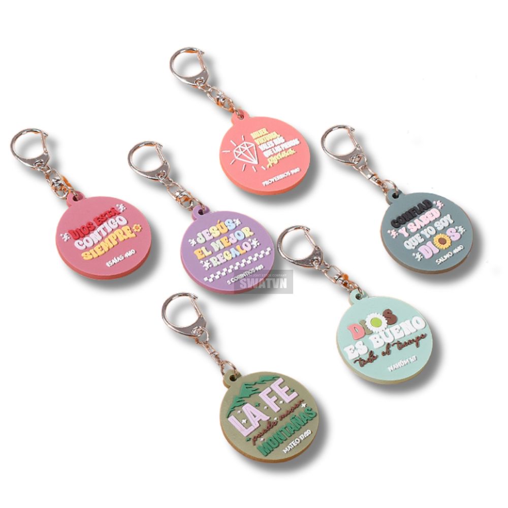 SẢN XUẤT MÓC KHÓA CAO SU THEO MẪU CHẤT LƯỢNG