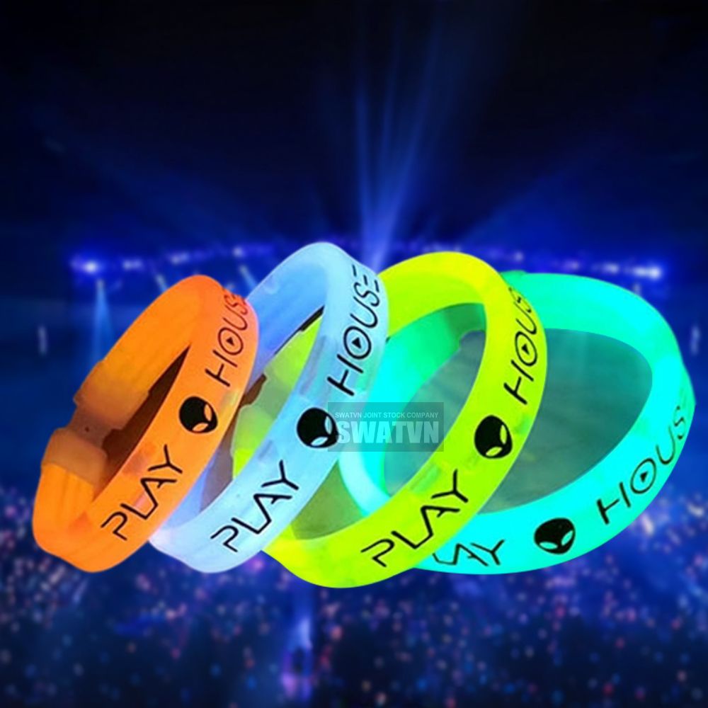 MẪU VÒNG ĐEO TAY PHÁT SÁNG PVC ĐẸP, ĐƯỢC ƯA CHUỘNG HIỆN NAY