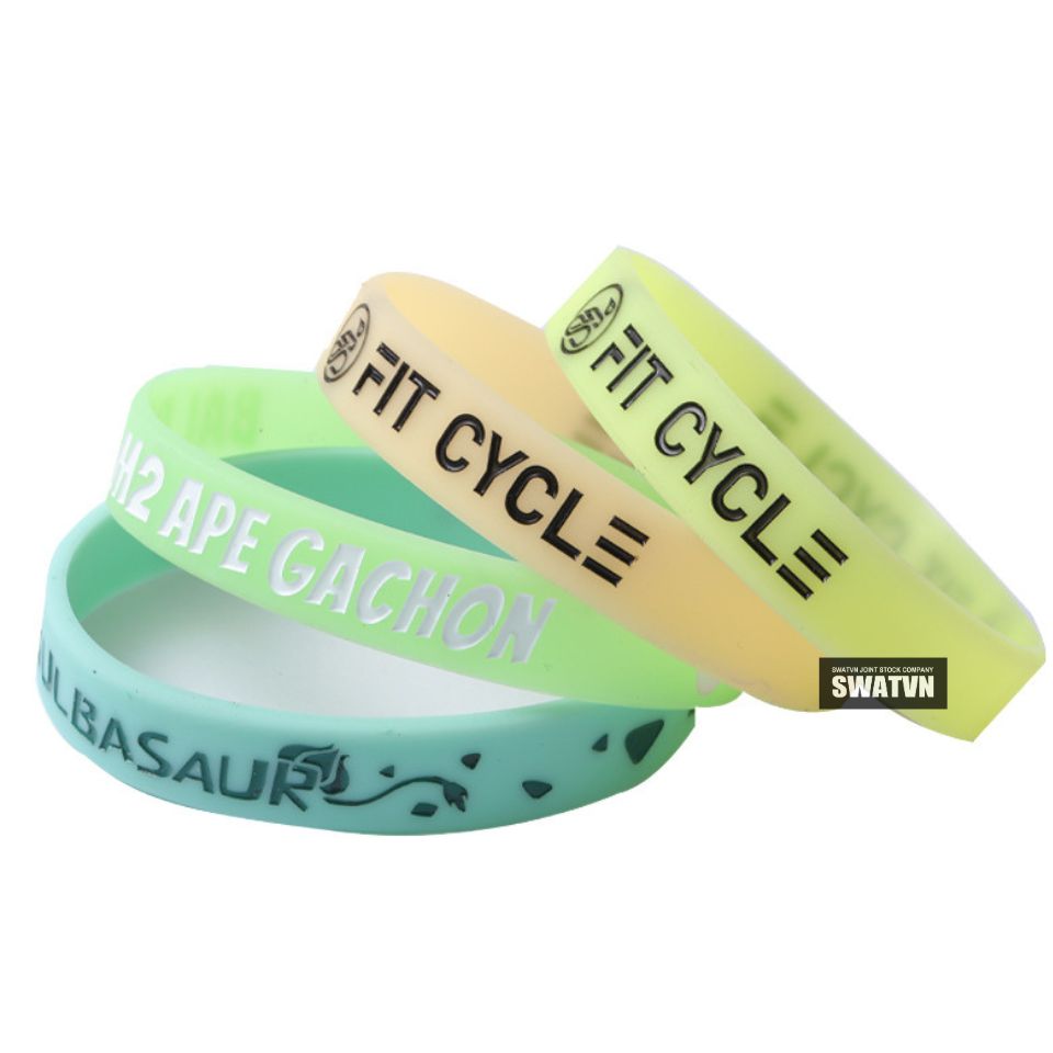 TOP LƠI ÍCH KHI LỰA CHỌN VÒNG TAY CAO SU IN LOGO CHO DOANH NGHIỆP