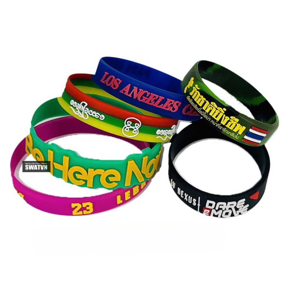 ỨNG DỤNG SÁNG TẠO CỦA VÒNG TAY SỰ KIỆN BẰNG CAO SU TRONG ÂM NHẠC, THỂ THAO VÀ HỘI NGHỊ