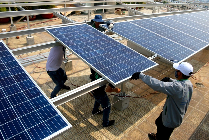 Các ông lớn FDI sắp lắp điện mặt trời ở nhà xưởng, sản lượng điện tái tạo sẽ tăng
