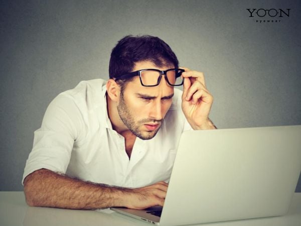BỊ CẬN KHÔNG ĐEO KÍNH CÓ TĂNG ĐỘ KHÔNG?