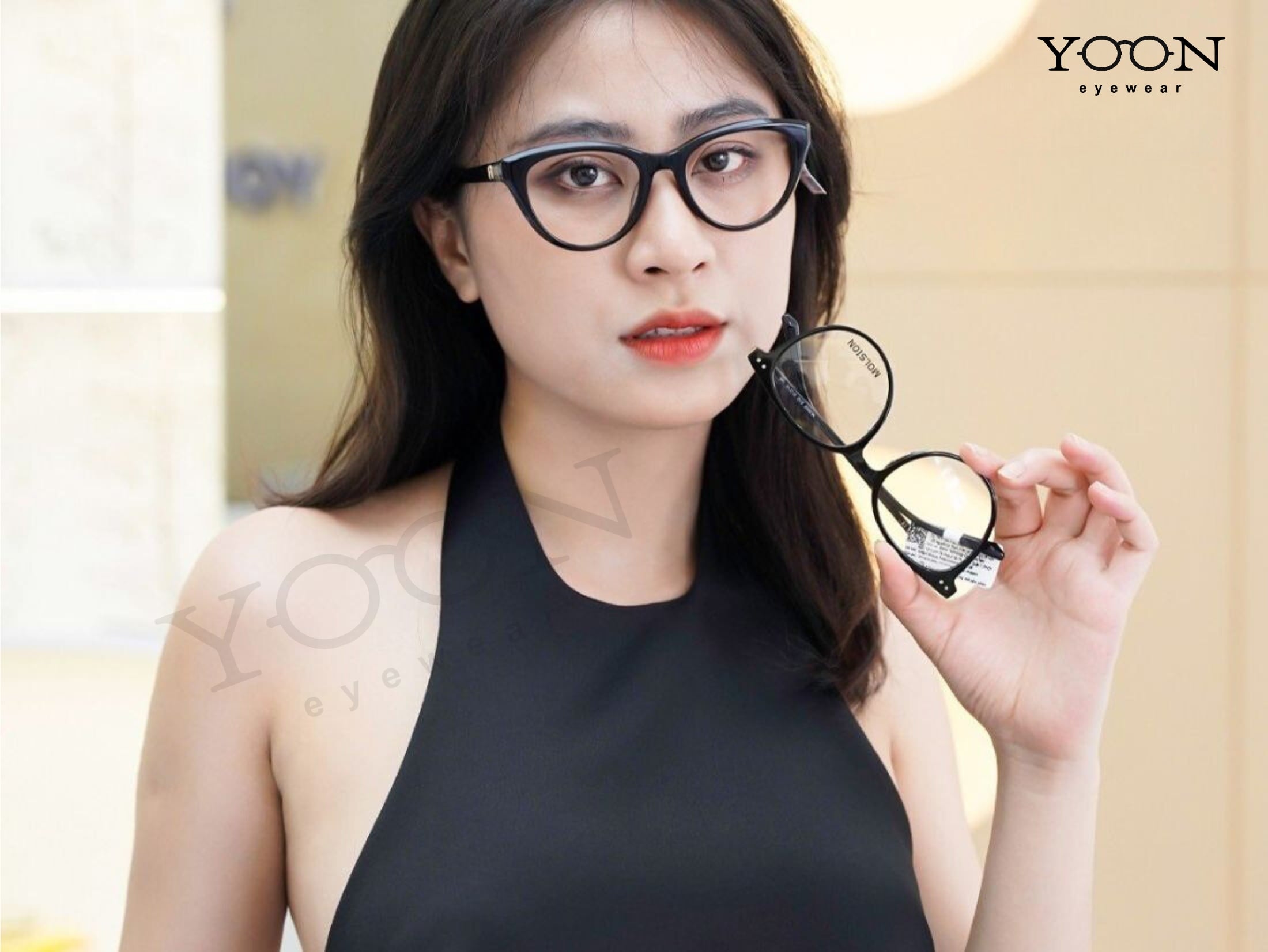 CHỌN KÍNH PHÙ HỢP VỚI PHONG CÁCH RIÊNG