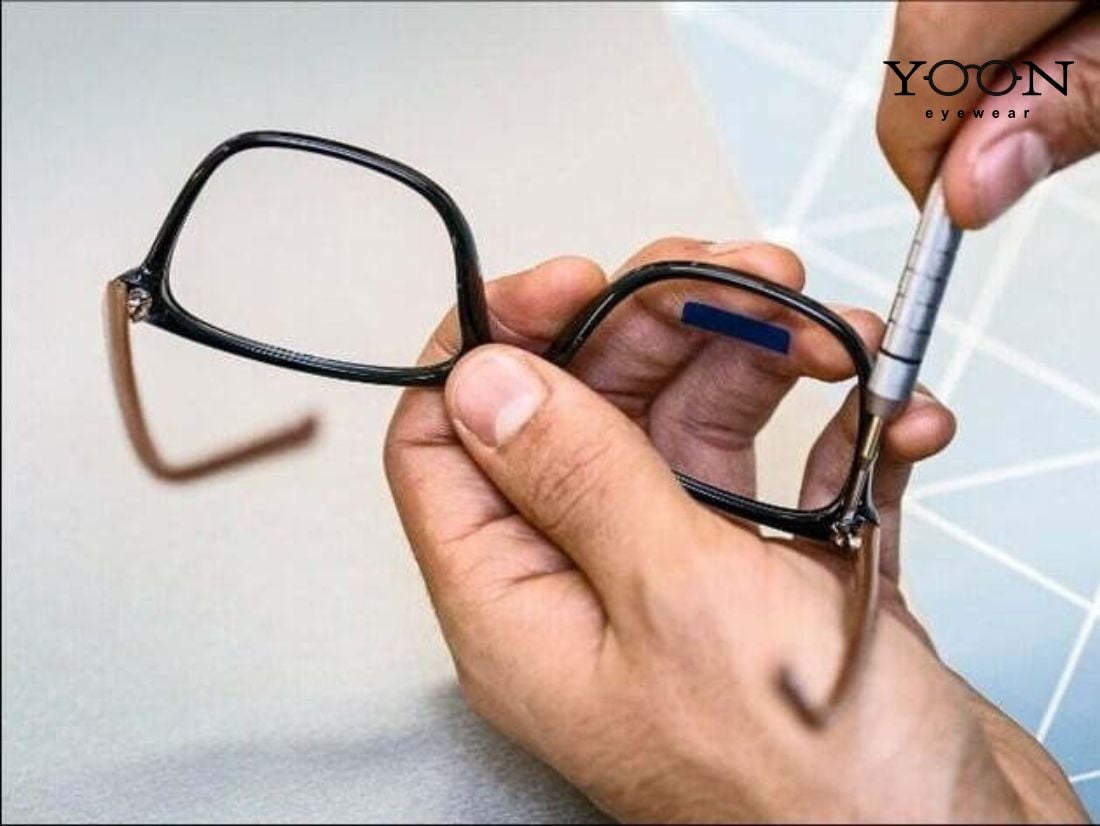 GỌNG KÍNH BỊ LỎNG LÀ NHƯ THẾ NÀO?
