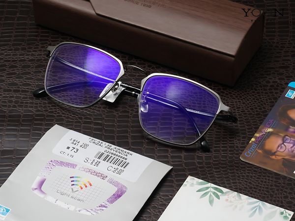 KÍNH LỌC ÁNH SÁNG XANH LÀ GÌ