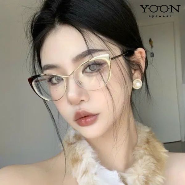 Kính Mắt Mèo Kim Loại