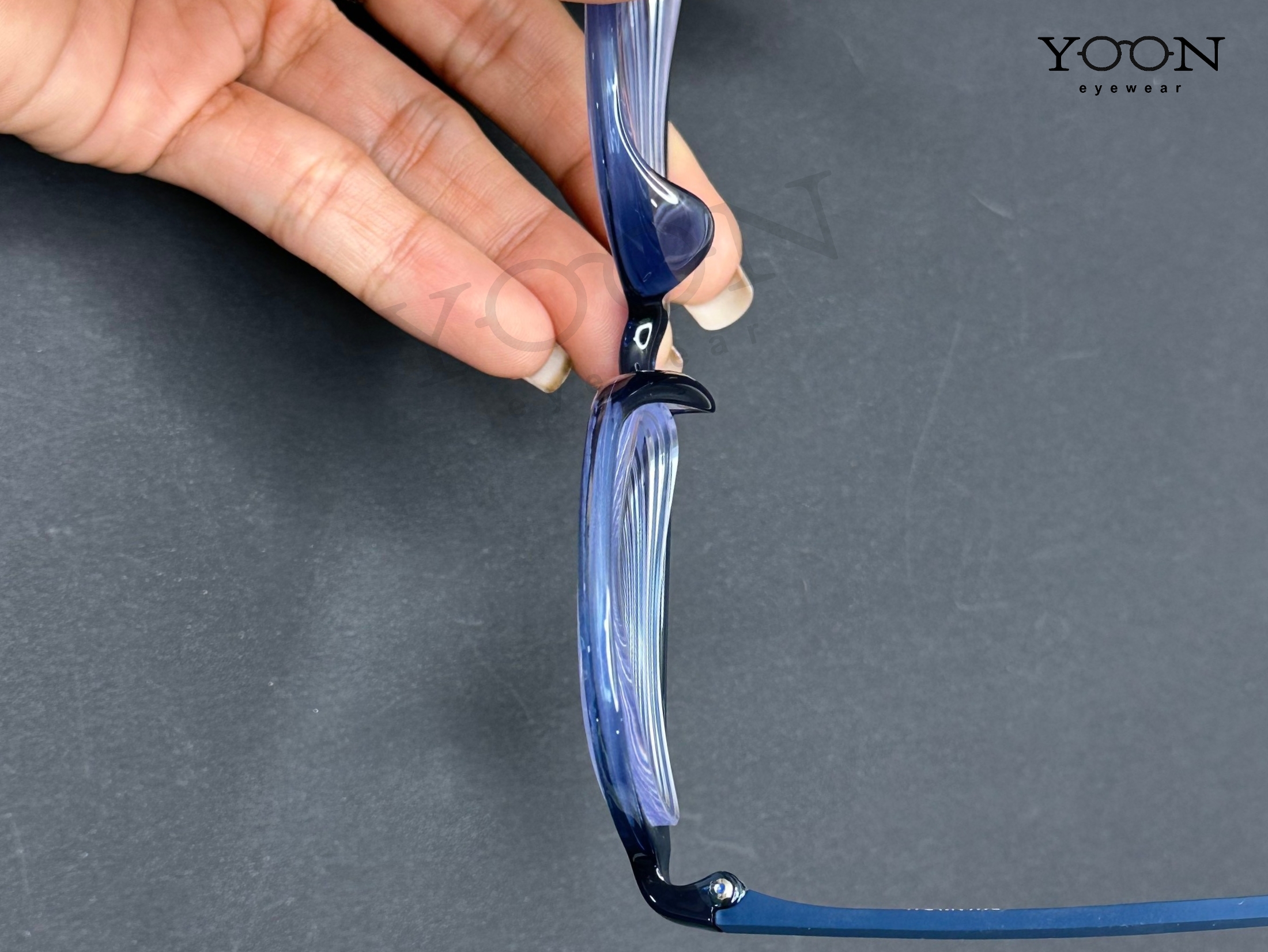 LỢI ÍCH CỦA VIỆC LẮP TRÒNG KÍNH SIÊU MỎNG