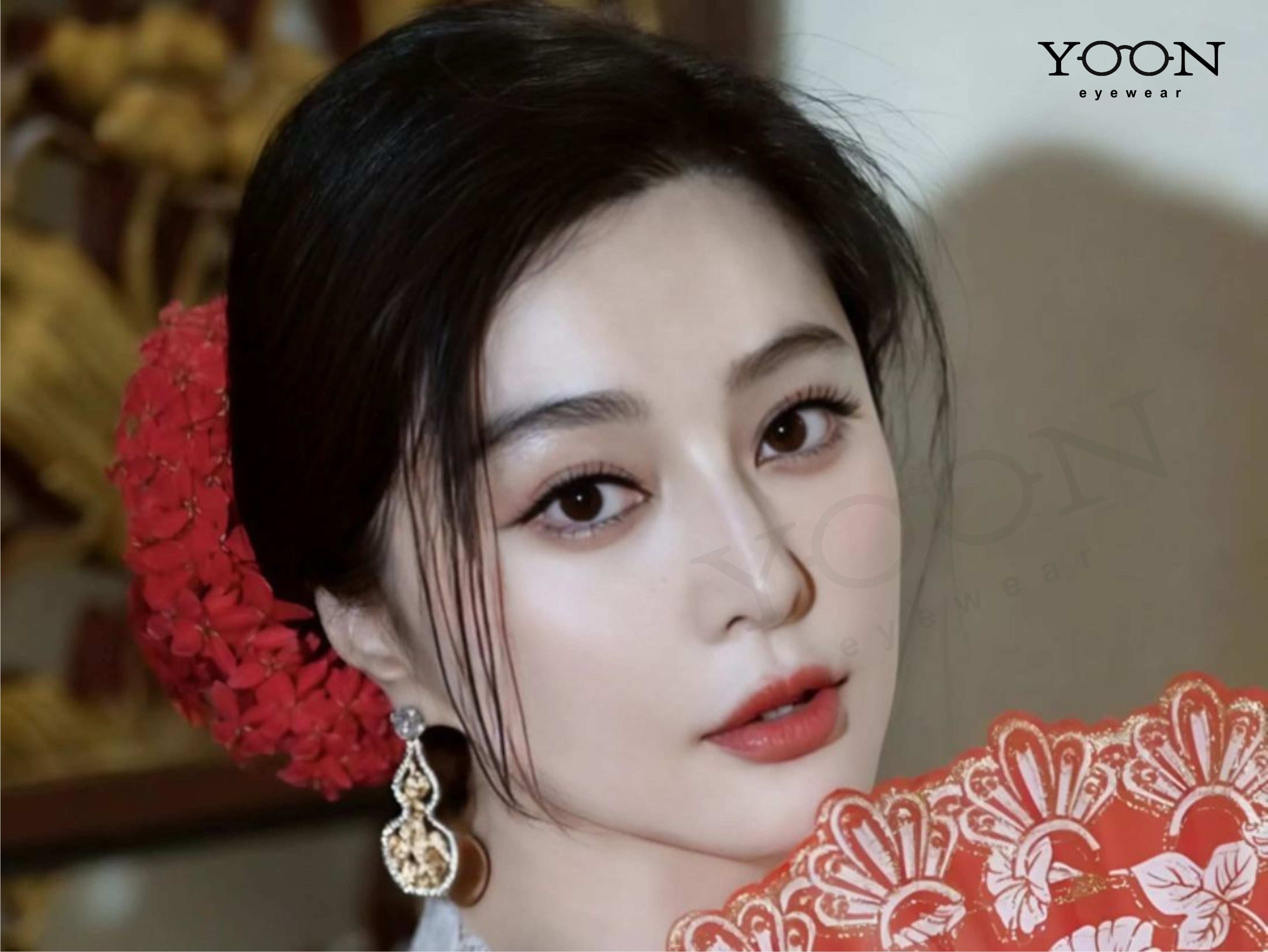 Mắt Cáo: Vẻ Đẹp Huyền Bí Và Cách Chọn Kính Phù Hợp – Yoon