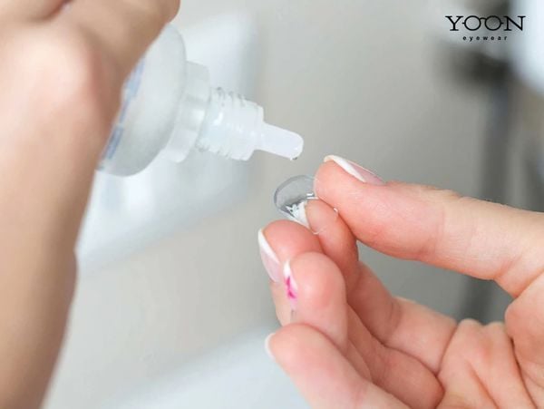 Rửa Kính Theo Đúng Các Bước