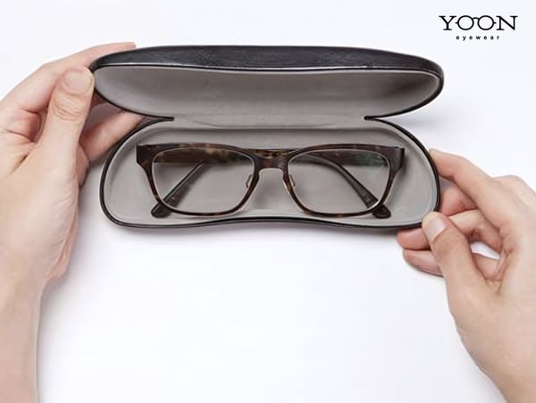 SỰ CÂN ĐỐI HOÀN HẢO GIỮA GỌNG VÀ TRÒNG KÍNH