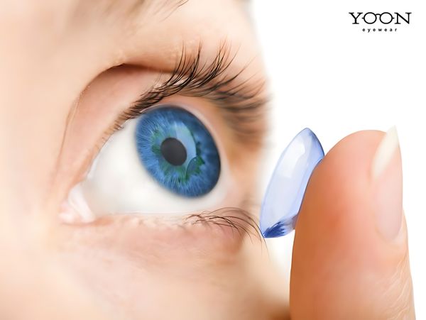 TÁC HẠI CỦA VIỆC ĐEO KÍNH ÁP TRÒNG SAI CÁCH