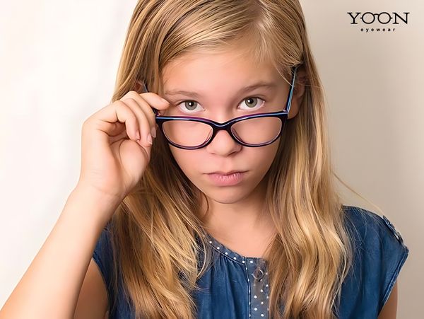 TẦM&nbsp;QUAN&nbsp;TRỌNG&nbsp;CỦA&nbsp;VIỆC&nbsp;THAY&nbsp;MẮT&nbsp;KÍNH