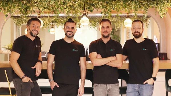 Vừa chào đời, Nhà xuất bản Spines đặt mục tiêu 'gây chấn động' ngành xuất bản với 8.000 cuốn sách do AI tạo ra trong năm 2025