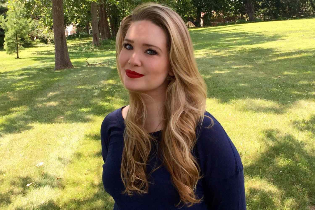 Sarah J. Maas