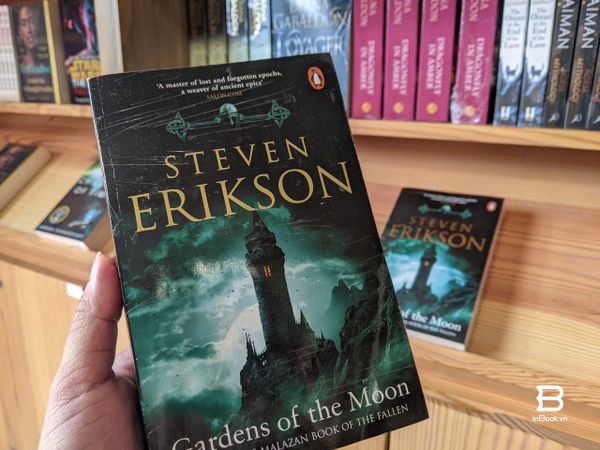 Gardens of the Moon - Steven Erikson