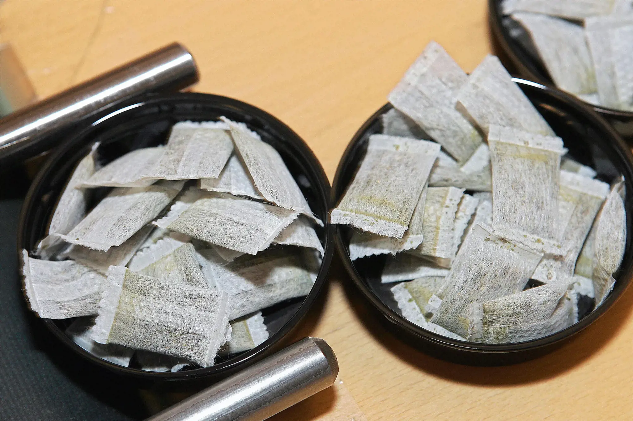 Phân Tích Thị Trường Snus và Nicotine Pouches Tại Việt Nam: Hành Trình Khám Phá Tiềm Năng Giữa Rào Cản