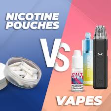 Khám Phá Vaping và Nicotine Pouches: So Sánh Toàn Diện Hai
