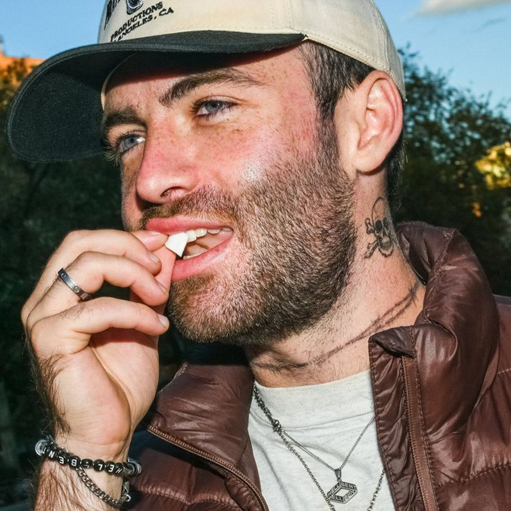 Xem xét tác động sức khỏe của nicotine pouches đối với người sử dụng