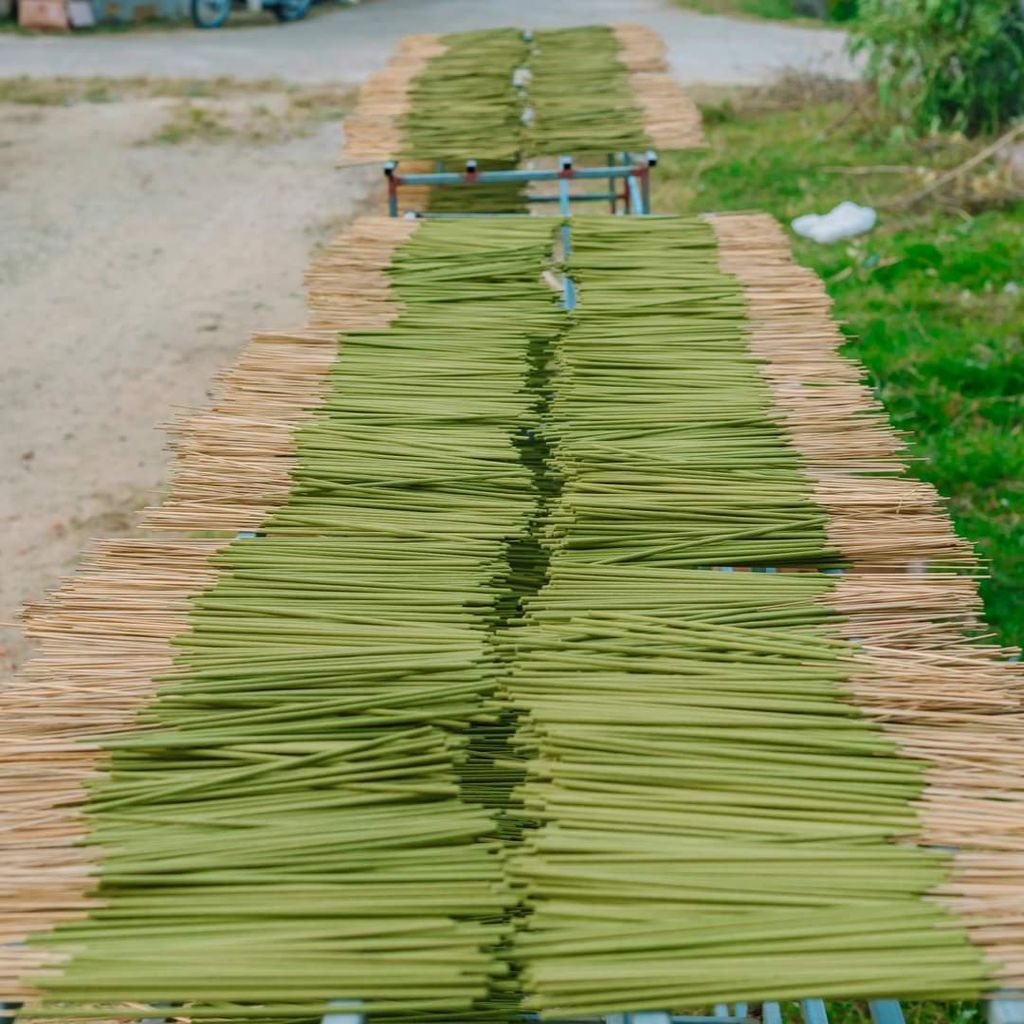 Nhang Trầm Hương Tự Nhiên – Sản Phẩm Đặc Biệt Cho Không Gian Tĩnh Lặng Và An Yên