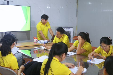 CÔNG TY TNHH MACCA ĐẮK LẮK TỔ CHỨC LỚP HỌC TẬP HUẤN KIẾN THỨC VỀ AN TOÀN VỆ SINH THỰC PHẨM (ATTP)