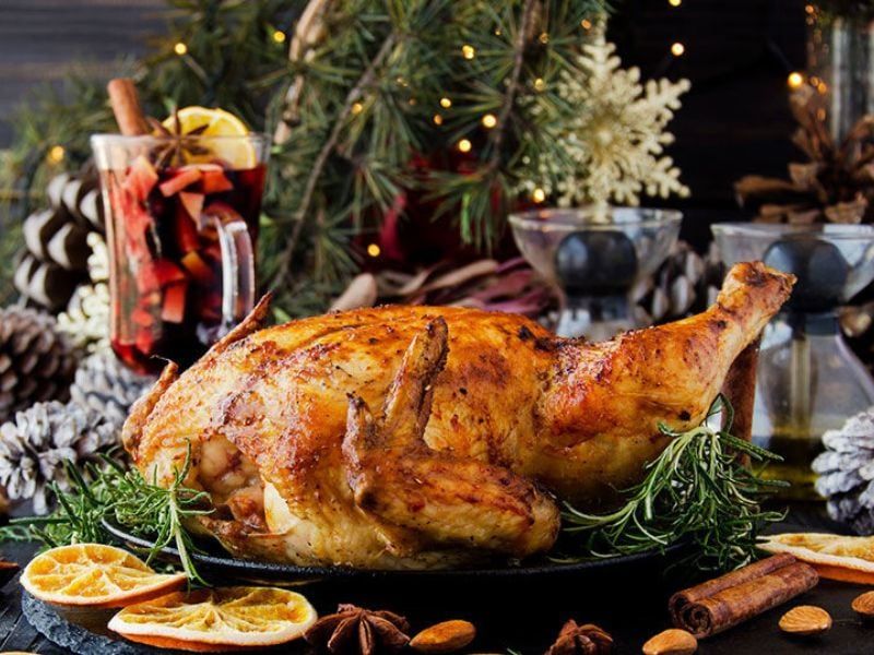 Gà Tây Nướng Ngon Chuẩn Vị Giáng Sinh Với Bí Quyết Đơn Giản