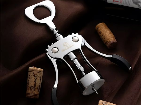 Khui vang Benchusch thiết kế hiện đại và sang trọng