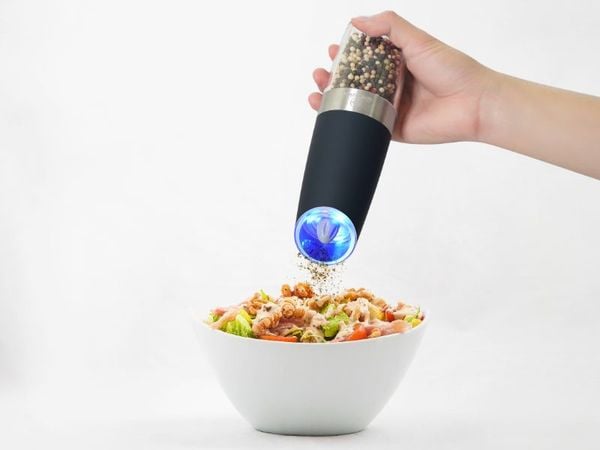 Máy Xay Tiêu Pin Benchusch có dung tích lớn