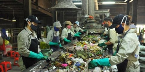 What is waste management? Learn about waste management practices in different countries