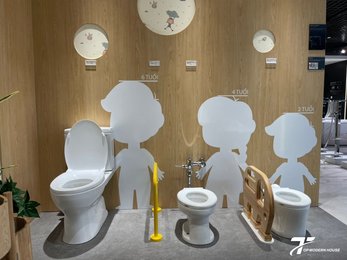 Nên mua bồn cầu trẻ em TOTO tại TOP MODERN HOUSE vì cam kết hàng chính hãng, giá ưu đãi, tư vấn tận tình và hỗ trợ lắp đặt đúng chuẩn an toàn cho trẻ nhỏ.