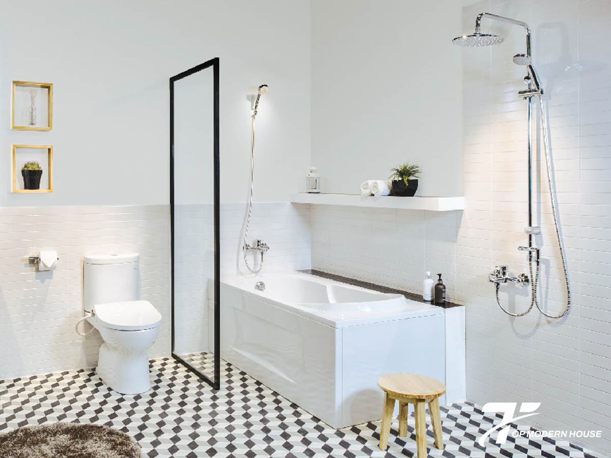 Bồn tắm có chân yếm là loại bồn lắp sẵn yếm (tấm che bên ngoài) và chân đỡ, không cần xây cố định, dễ lắp đặt và di dời.