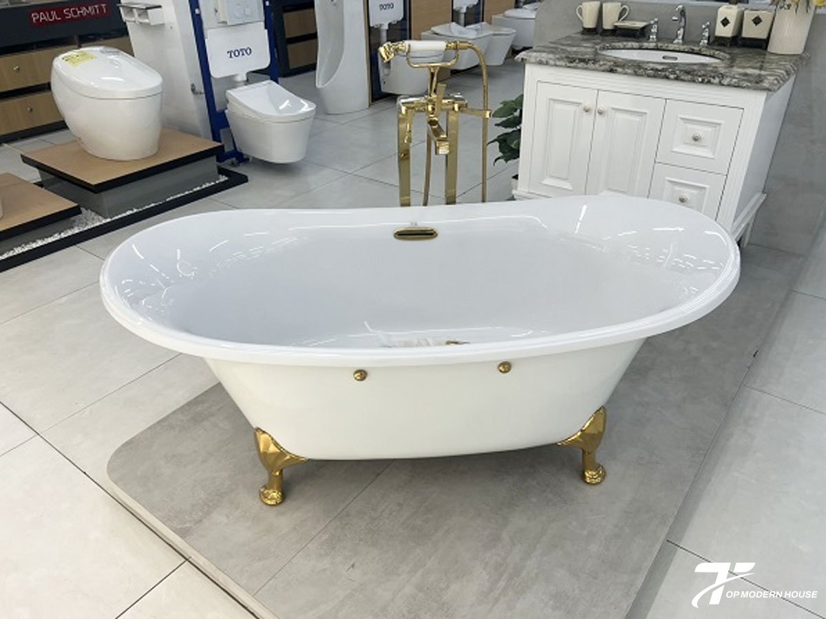 Bồn tắm ngọc trai TOTO sang trọng, bề mặt óng ánh, dễ vệ sinh.