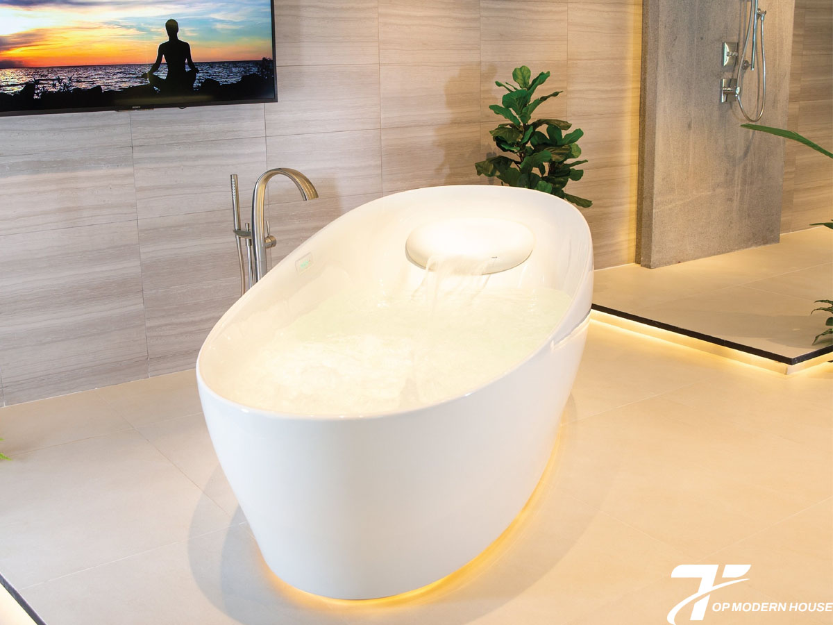 Bồn tắm massage TOTO đắt xắt ra miếng