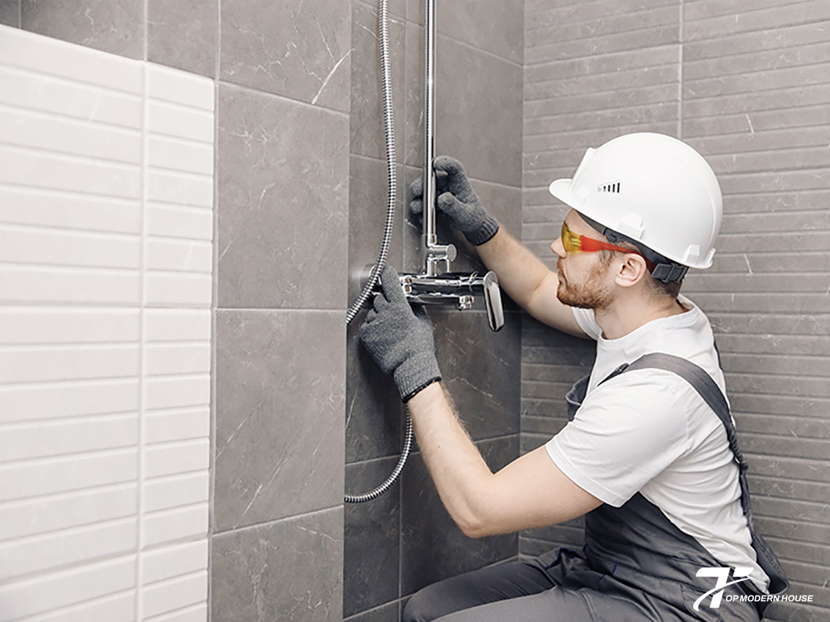 Cách tháo vòi hoa sen TOTO chi tiết cho người mới bắt đầu