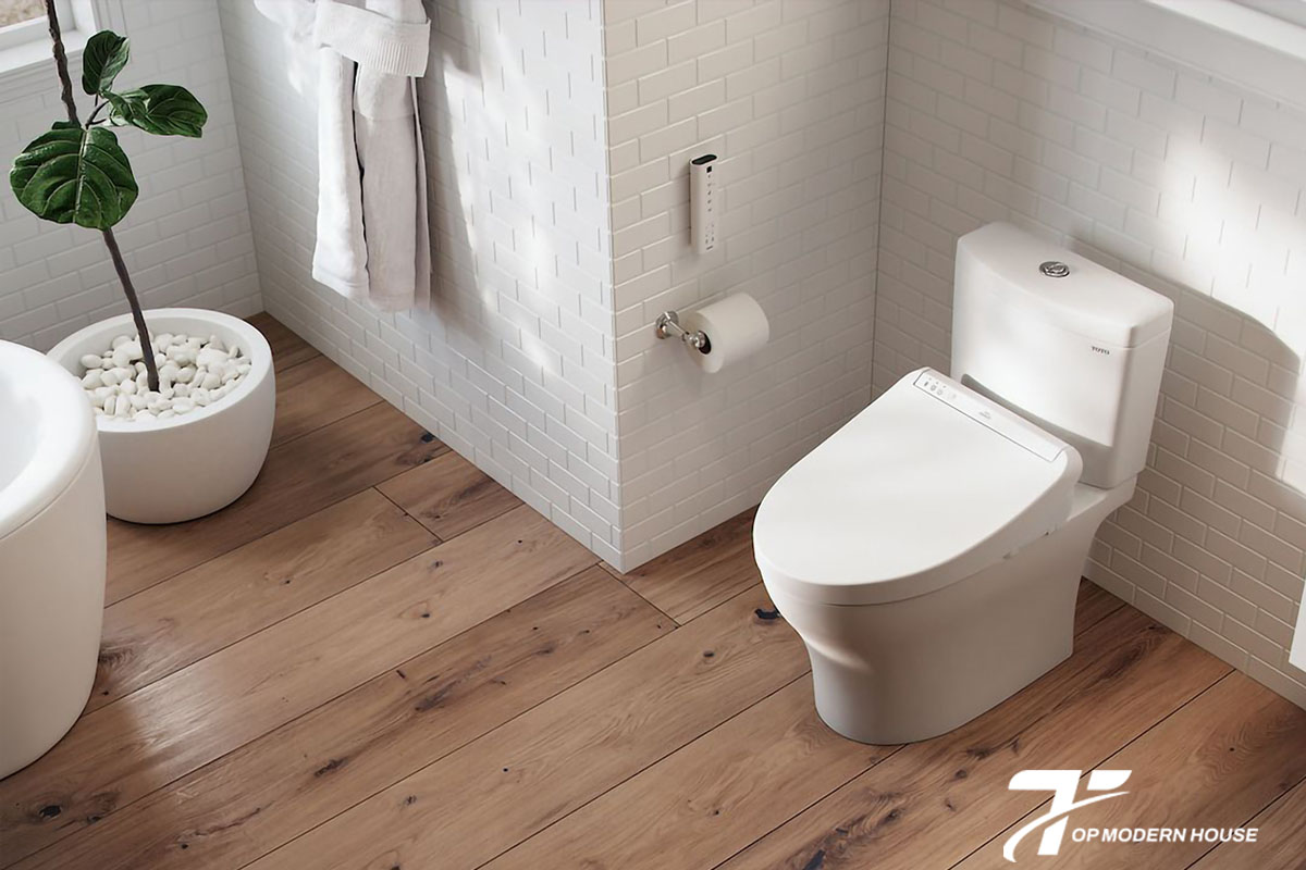 Khi chọn nắp bồn cầu TOTO, nên kiểm tra sự tương thích với model bồn cầu, ưu tiên loại có chức năng đóng êm, chất liệu bền và dễ vệ sinh để đảm bảo sử dụng lâu dài và thoải mái.