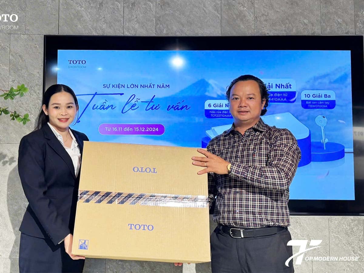 Lợi ích khi mua hàng tại showroom TOTO bao gồm: trải nghiệm thực tế sản phẩm, tư vấn chuyên sâu, đảm bảo hàng chính hãng và hưởng đầy đủ chế độ bảo hành chính thức.