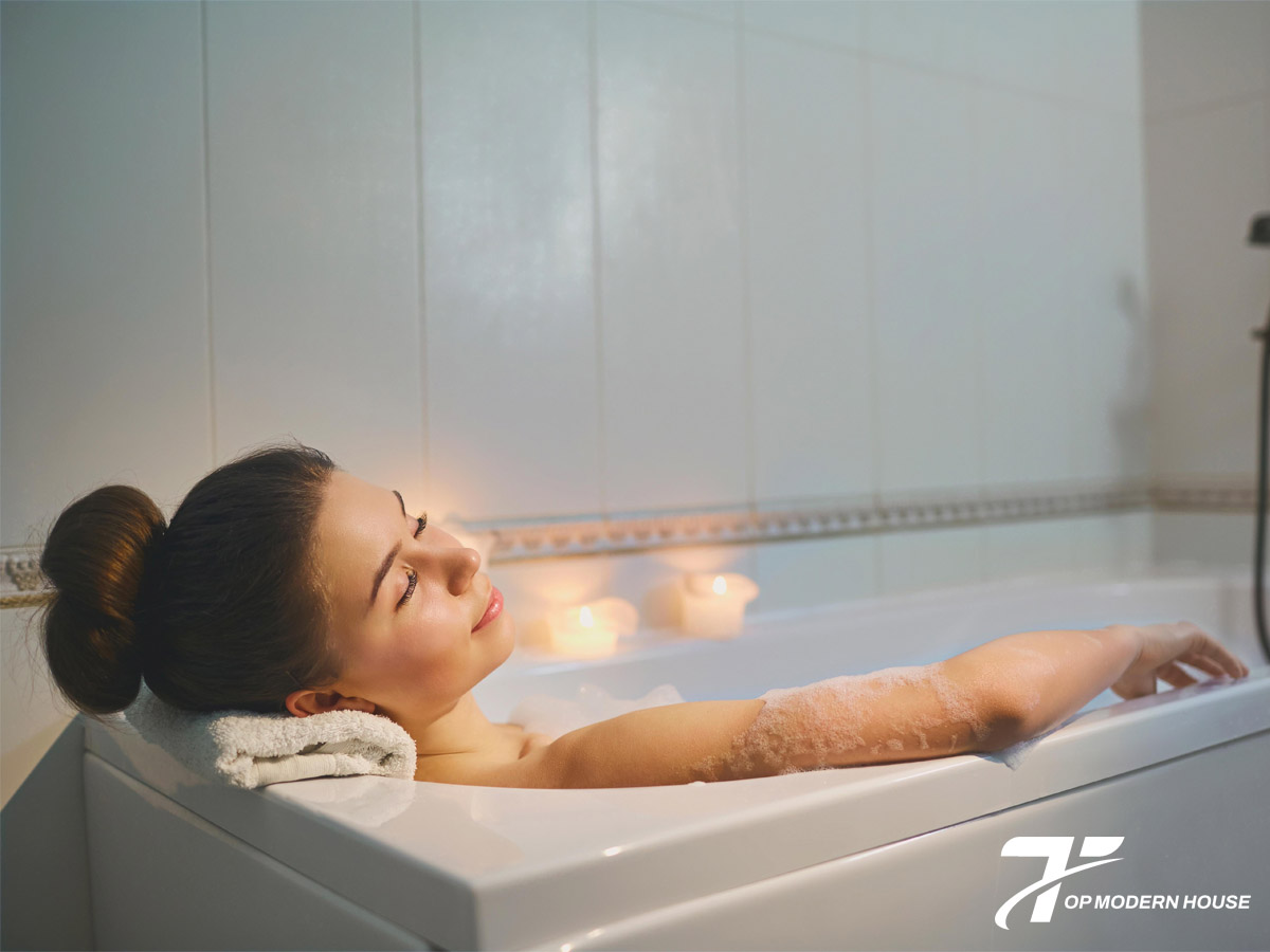 Bồn massage giúp thư giãn thần kinh và cơ bắp, từ đó cải thiện chất lượng giấc ngủ sâu và ngon hơn.