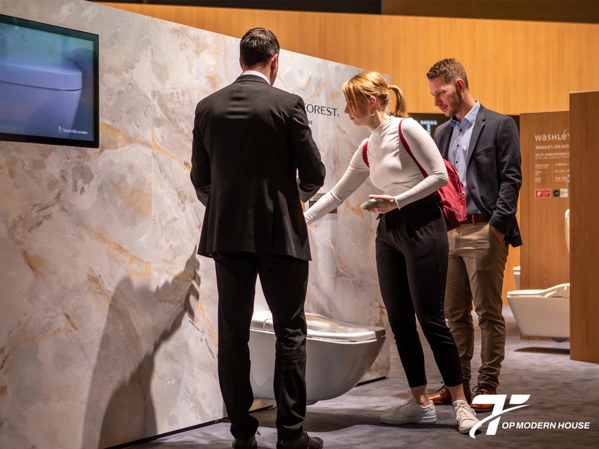 Trung tâm thông tin TOTO chuyên tư vấn chi tiết về sản phẩm, giải pháp thiết kế và hỗ trợ kỹ thuật cho khách hàng.