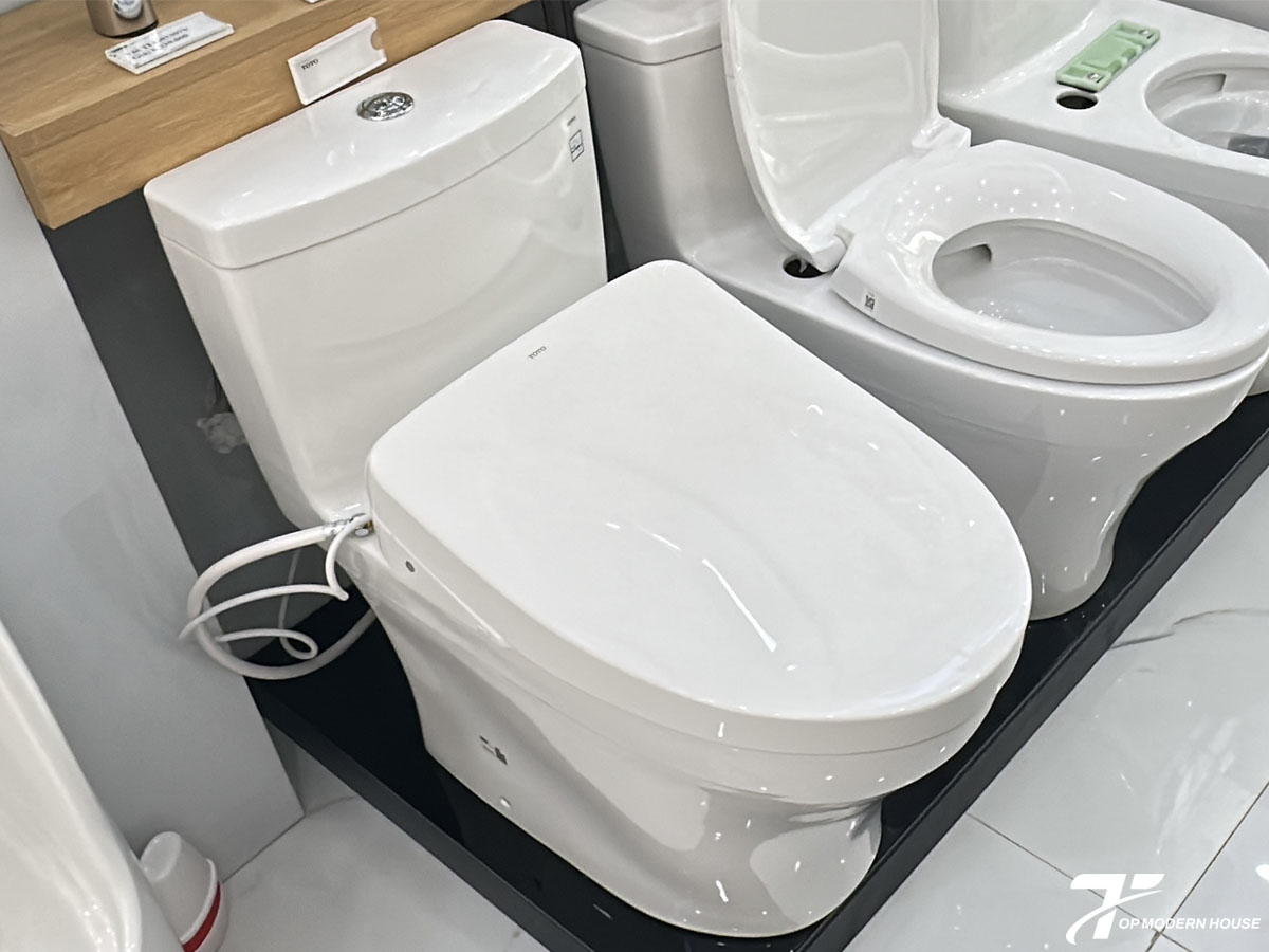 chọn mua nắp két nước bồn cầu TOTO từ TOP MODERN HOUSE