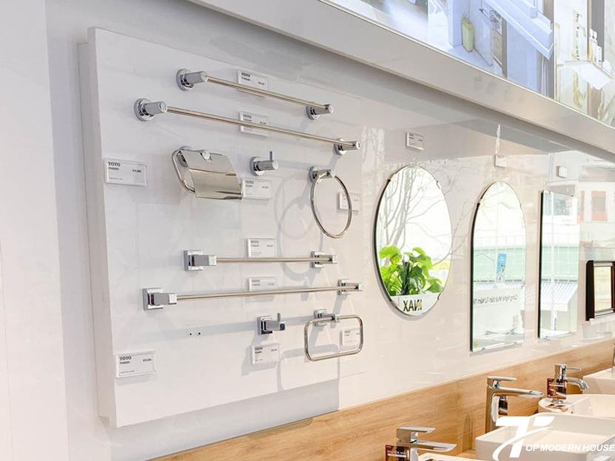 Phụ kiện nhà tắm TOTO nổi bật với thiết kế tinh tế, chất liệu cao cấp và độ bền vượt trội theo thời gian.