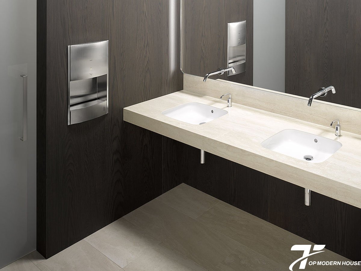 Vòi lavabo âm tường TOTO có thiết kế tinh tế, tiết kiệm không gian, mang lại vẻ đẹp hiện đại