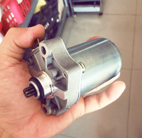 Củ đề xe máy là gì? Nguyên nhân và các dấu hiệu hư hỏng