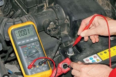 HƯỚNG DẪN KIỂM TRA VÀ BẢO DƯỠNG ẮC QUY XE MÁY