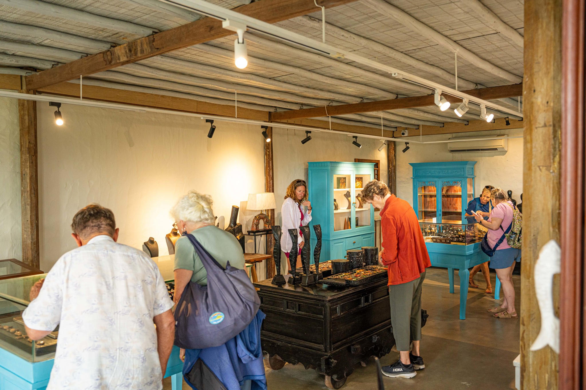 HANDCRAFTED SHOPPING IN HOI AN: A UNIQUE EXPERIENCE AT CUI LU ART SPACE