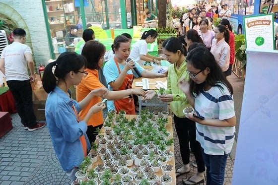 Những tiếng nói đa dạng
