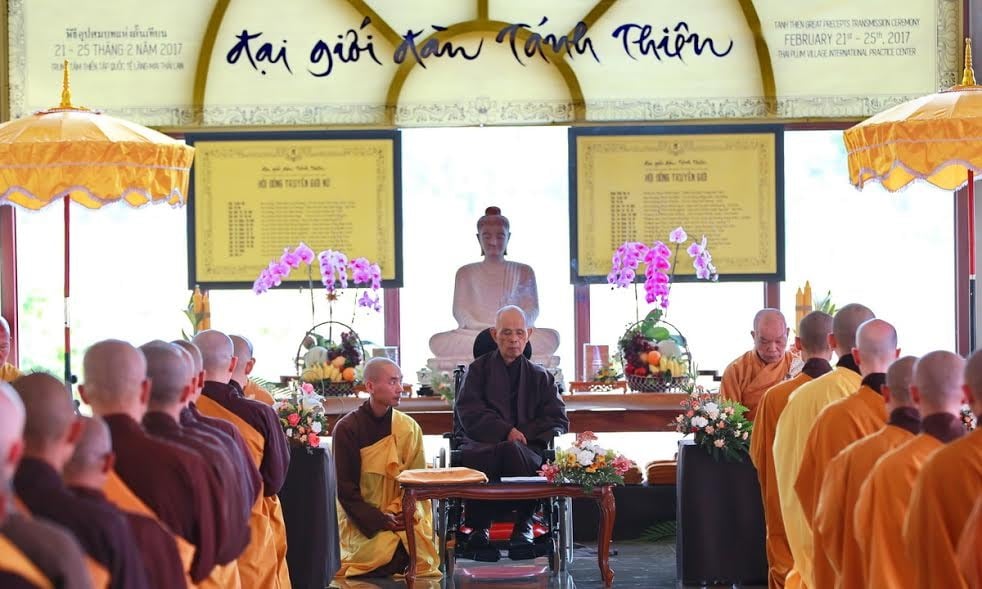 ĐẠI GIỚI ĐÀN THÁNH THIÊN tại Làng Mai Thái Lan