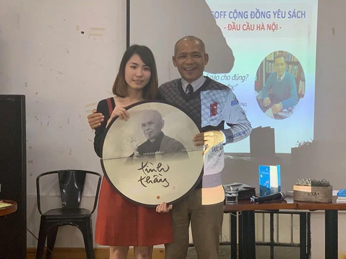 TS Nguyễn Mạnh Hùng giao lưu cùng các bạn trẻ yêu thích sách của dự án Điểm Đọc