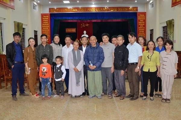 Tiến sỹ Nguyễn Mạnh Hùng:”Các con hãy tự thắp đuốc lên mà đi!”